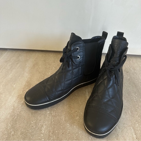 Chanel boots, size 39 - Picture 3 of 11